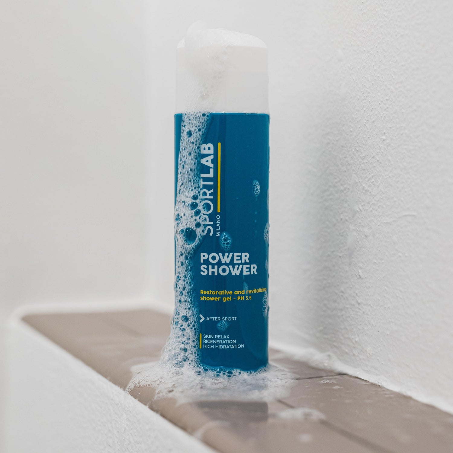 gel doccia rivitalizzante per i muscoli dopo lo sforzo Sportlab Milano
