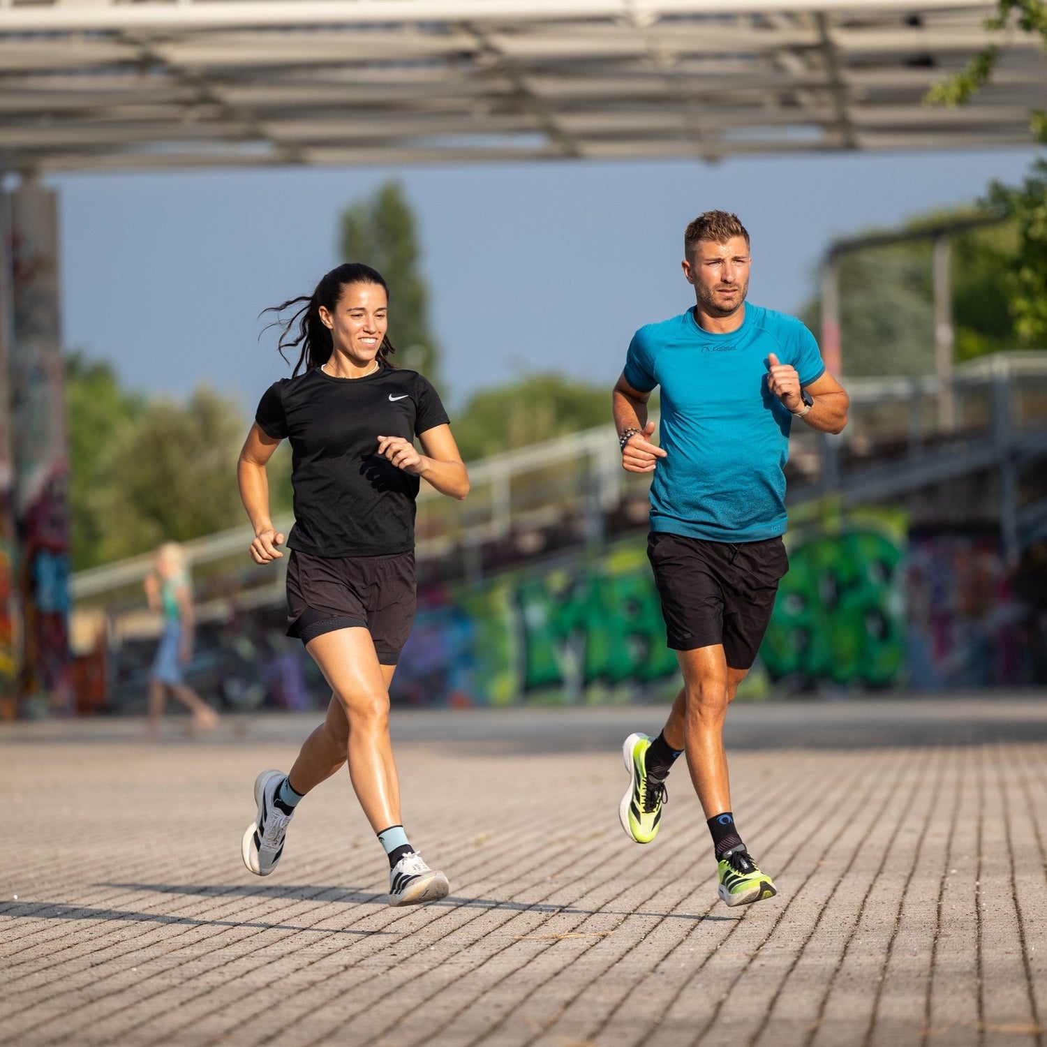 Correre con il caldo in città: 6 consigli per allenarsi in sicurezza anche d'estate