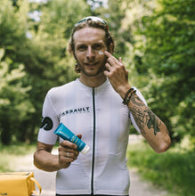 Carica l&#39;immagine nel visualizzatore di Gallery, SUMMERCARE sport kit proteggi la tua pelle dopo lìallenamento.jpg
